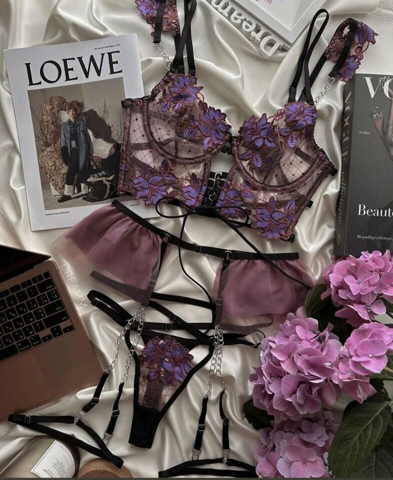 Purple Dreamer Çiçek Desenli İthal Tasarım Büstiyer Jartiyer Takım (Limited) Mor - L