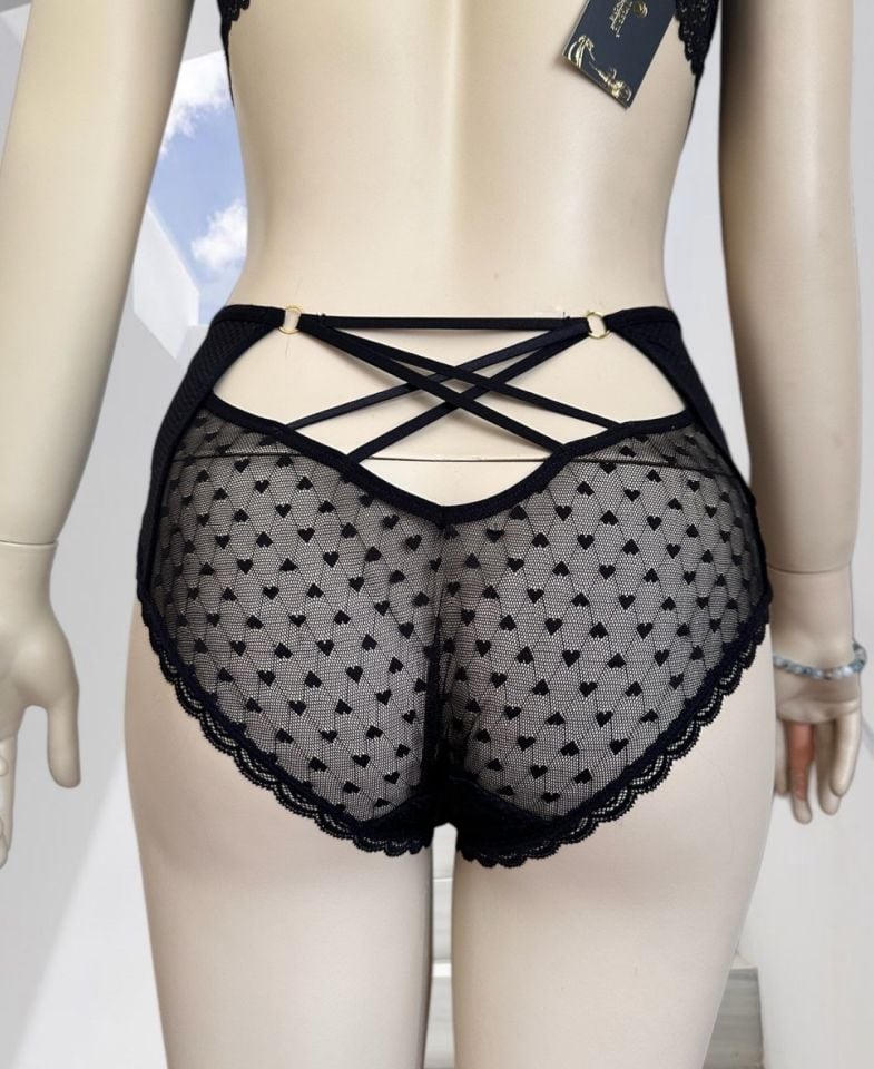 Pointy Love Kalpli Transparan Kumaş Arkası Dekolte Şeritli Yüksek Bel Slip Siyah - S