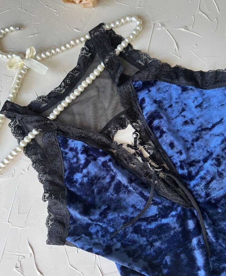Intive Kadın Saks Mavisi Kadife ve Dantelli V Yaka Bağlama Detaylı Çıtçıtlı Büstiyer-3229 SAKS - S/M