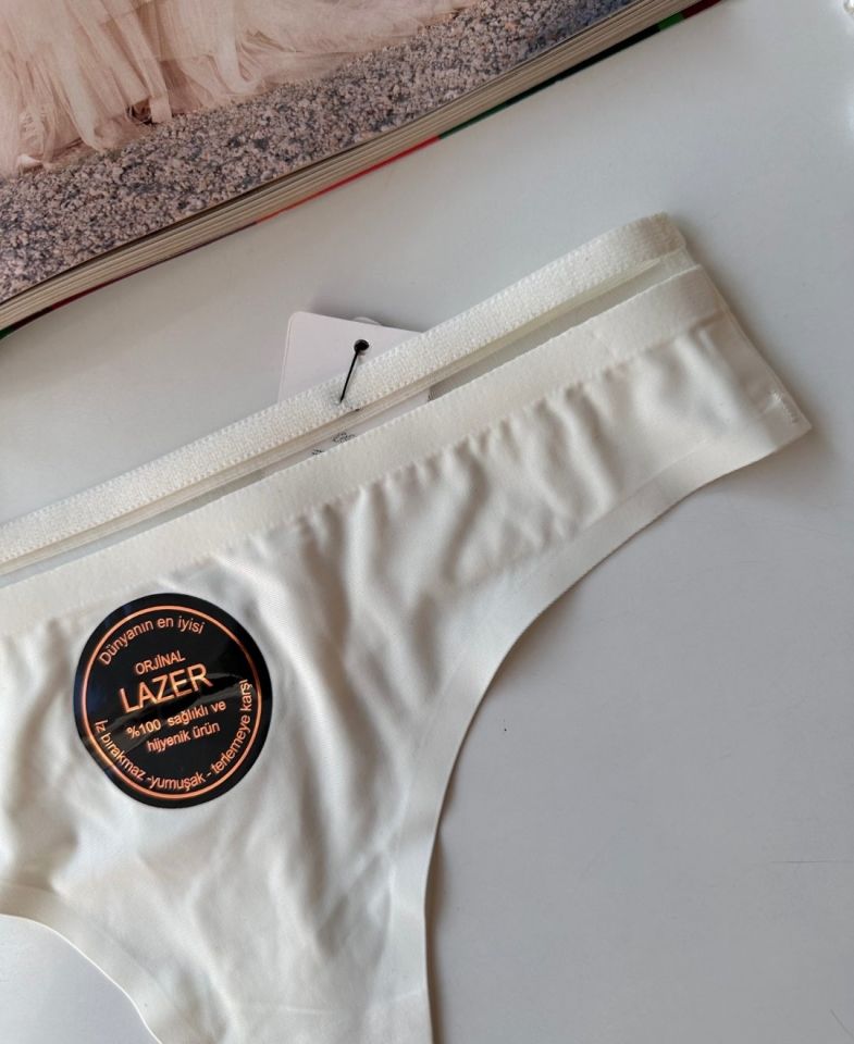 Orijinal Lazer Kesim Spandex Invisible Dikişsiz Transparan Detaylı Tanga- 2803 Beyaz - M