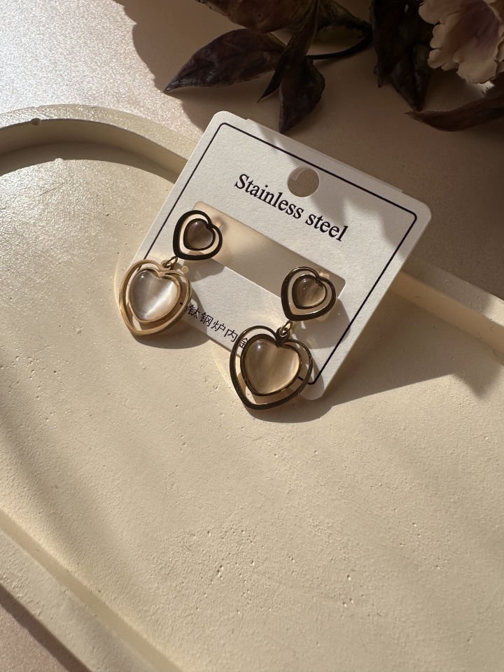 Bej Kalpli Taşlı Vintage Şık Çelik Küpe