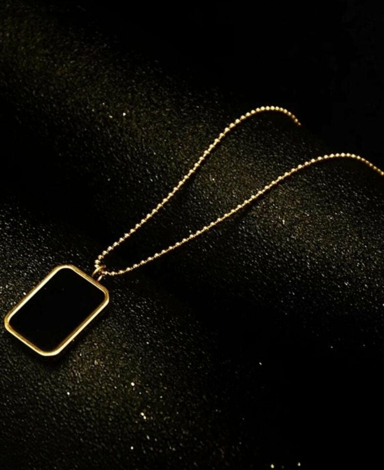 Muray Siyah Taşlı Arkası Yazılı (Çift Taraflı) Paslanmaz Çelik Unisex Kolye Gold - Tek Ebat