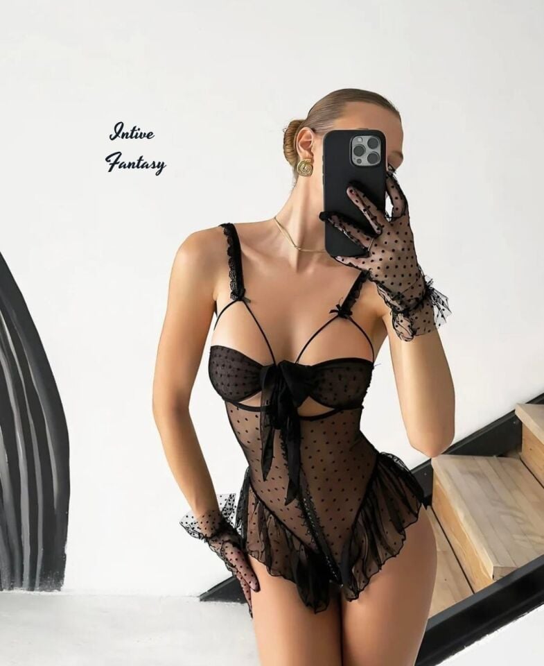 Intive Fantasy Siyah Puantiyeli Göğüsten Bağlamalı Ağı Açık Bodysuit - Limited Intive Fantasy Siyah Puantiyeli Göğüsten Bağlamalı Ağı Açık Bodysuit - Limited