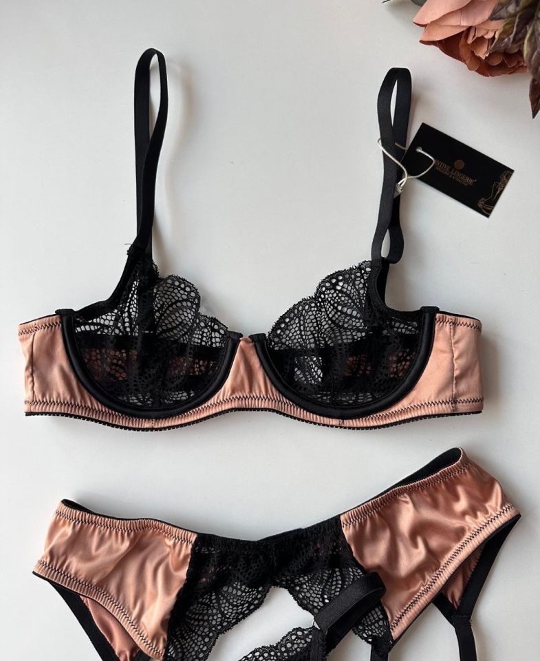 Intive Focus Siyah/Bej Saten ve Dantel Jartiyer Takım (Özel Üretim)