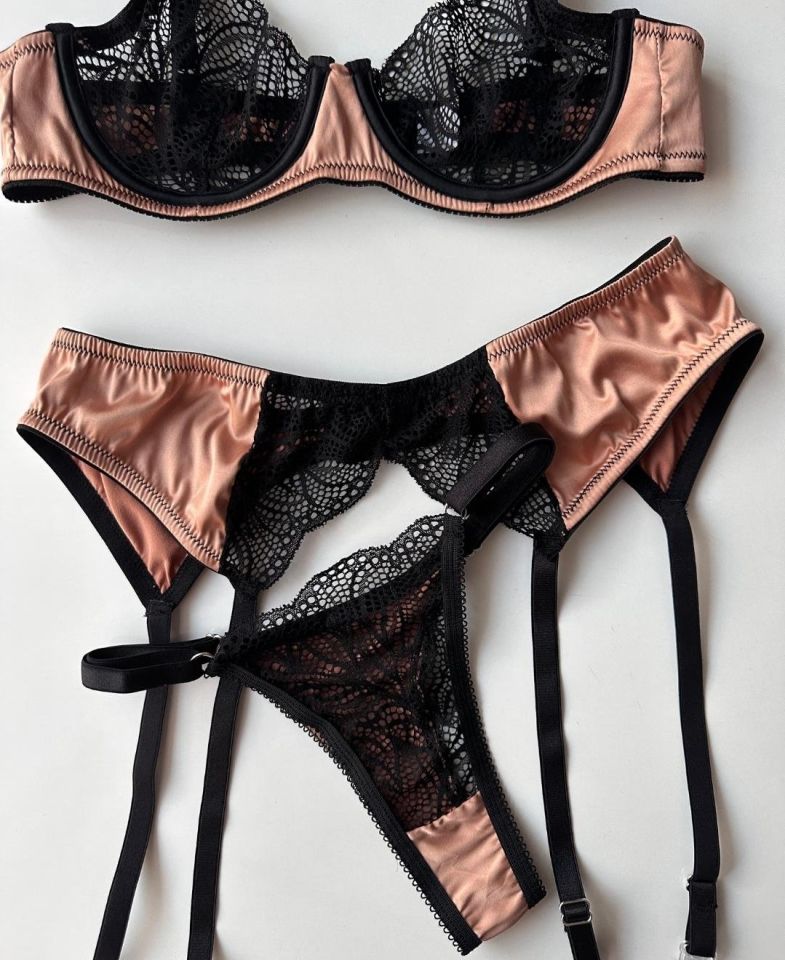 Intive Focus Siyah/Bej Saten ve Dantel Jartiyer Takım (Özel Üretim)