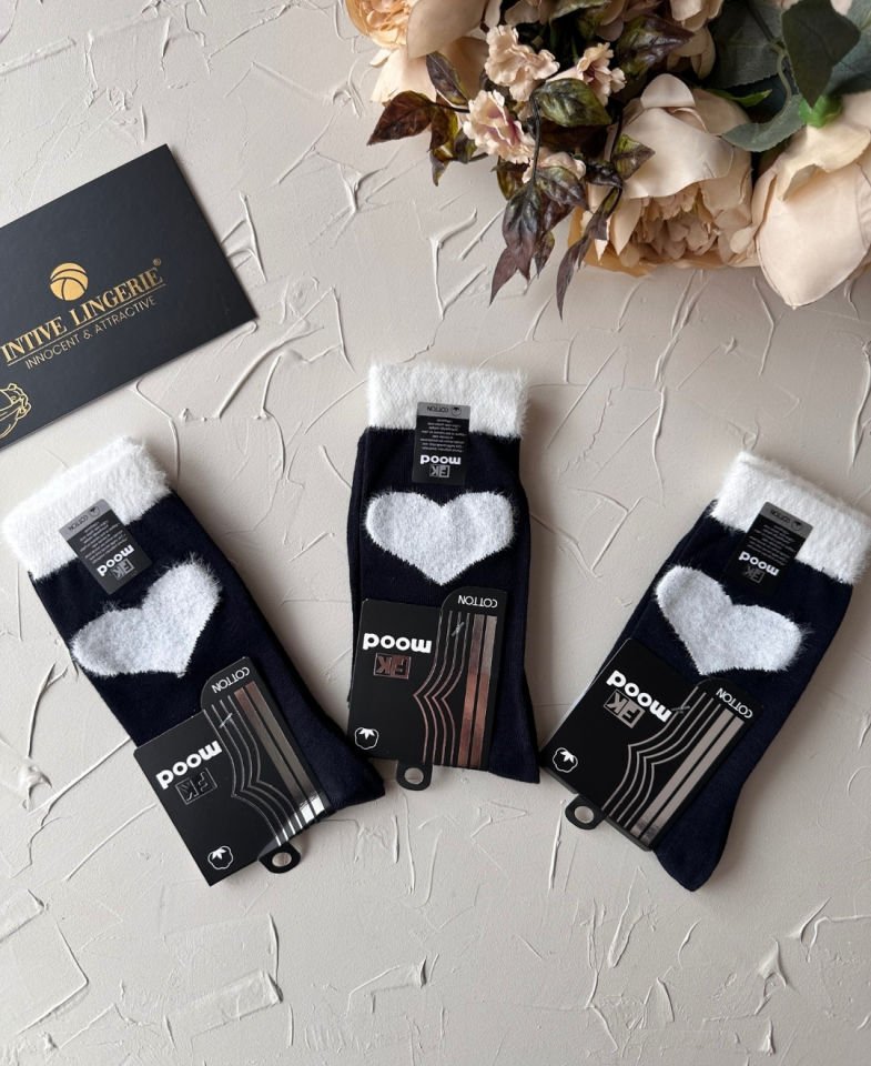 FK Mood Pamuklu Peluş Kalp Detaylı Dikişsiz Sevimli Parfümlü Dikişsiz Burunlu Soket Çorap Karışık - Tek Ebat