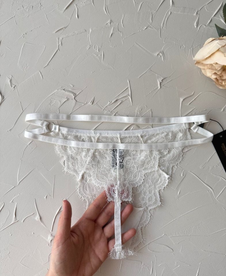 Kadın Beli Parlak Taşlı Dantelli Ağı Pamuklu Şeritli Tanga Beyaz - Tek Ebat