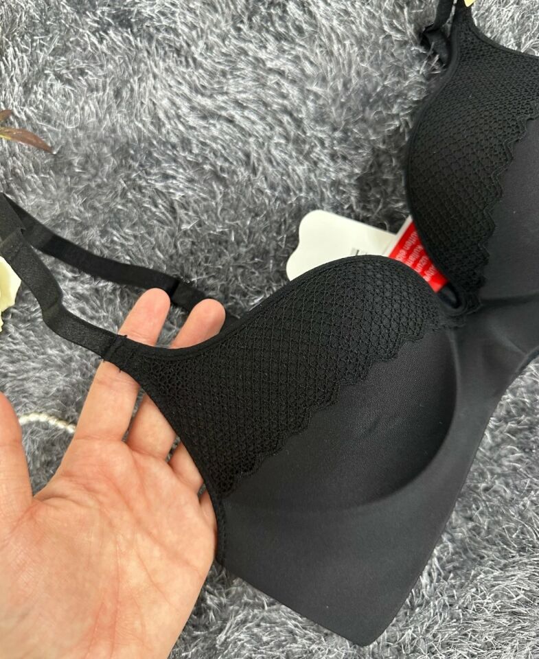 Günlük Kullanım Lazer Kesim Push-up Destekli Yumuşak Sütyen (Ekru, Pudra, Siyah, Yeşil) Siyah - 80B