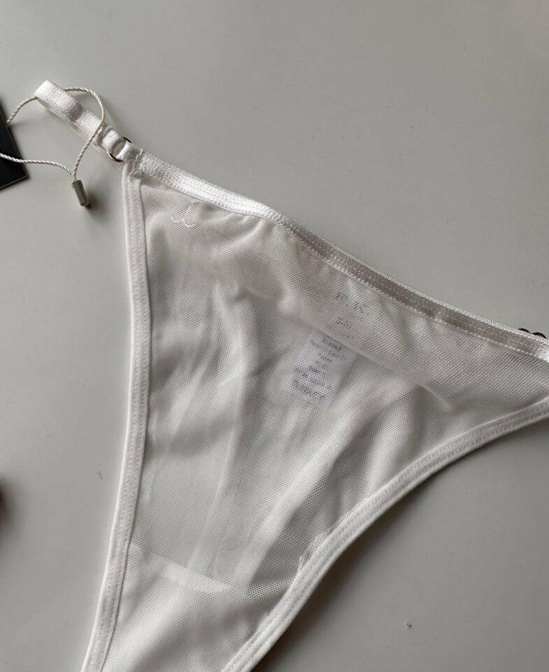 Valerie Arkası 'Love' Yazılı Ağı Pamuklu Tül Tanga - Limited Beyaz - S/M